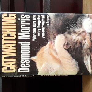 Vintage Catwatching Book by Desmond Morris SS105
